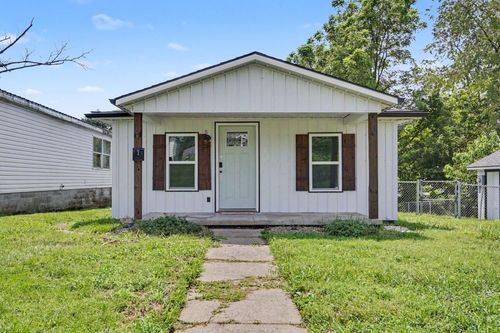 7 E Vine Street, Jackson, OH, 45640 | Card Image