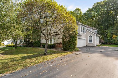 145 Killarney Dr, Niskayuna, NY, 12309-1461 | Card Image