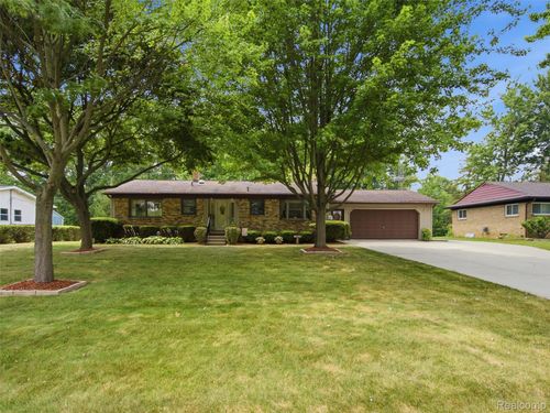 4074 Jennie Ln, Swartz Creek, MI, 48473-1541 | Card Image