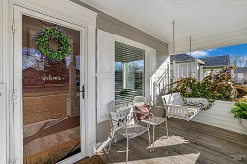 435 4th Ave E, Twin Falls, ID, 83301-6514 | Card Image