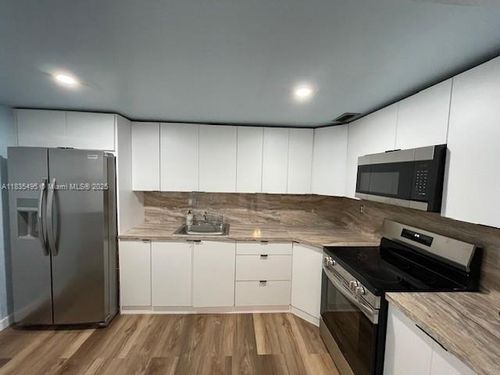 apt-614k-1475 Ne 125th Ter, North Miami, FL, 33161-6082 | Card Image