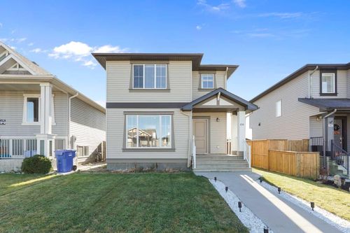 {{alt}} | Card Image