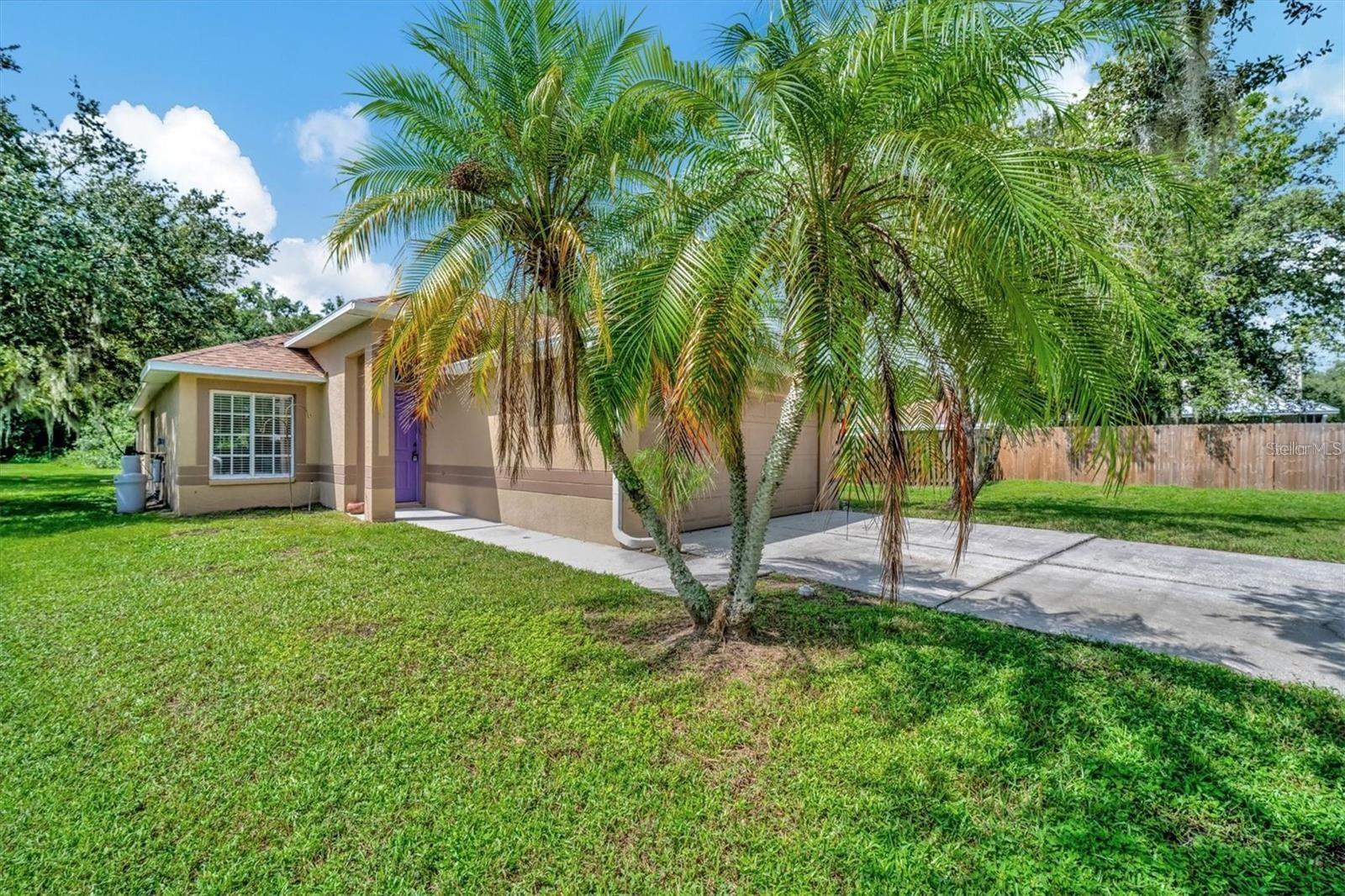 Isleworth Ave, Tampa, FL 33647