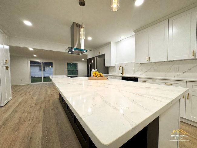2245 5 Th St, House other with 4 bedrooms, 2 bathrooms and 2 parking in Port Neches TX | Image 7