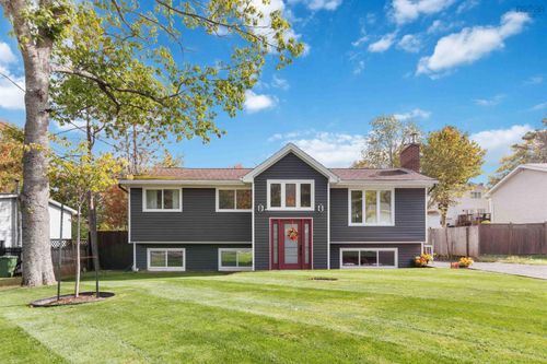 49 Madeline Ave, Lower Sackville, NS, B4C2L8 | Card Image