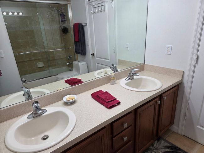 383 Berenger Walk, House other with 5 bedrooms, 3 bathrooms and null parking in Royal Palm Beach FL | Image 24