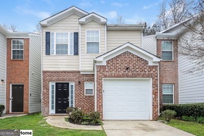 2833 Windsor Forrest Court, House other with 3 bedrooms, 2 bathrooms and null parking in College Park GA | Image 1