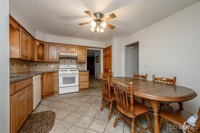 98 S Cliff Rd, House other with 4 bedrooms, 4 bathrooms and null parking in Colonia NJ | Image 10