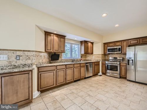 3201 E Joppa Rd, PARKVILLE, MD, 21234-3306 | Card Image