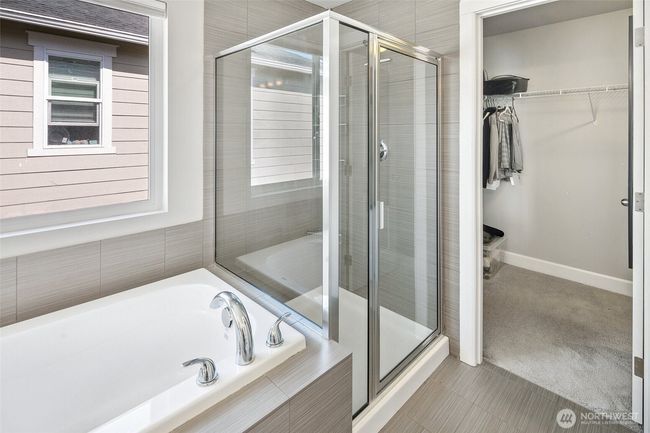 458 Sw 111 Th Pl, House other with 4 bedrooms, 3 bathrooms and 2 parking in Seattle WA | Image 20