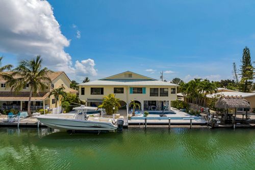 321 & 331 9th St, Key Colony Beach, FL, 33051 | Card Image