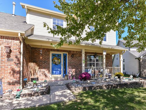 3362 Shore Dr, Greenwood, IN, 46143-8822 | Card Image