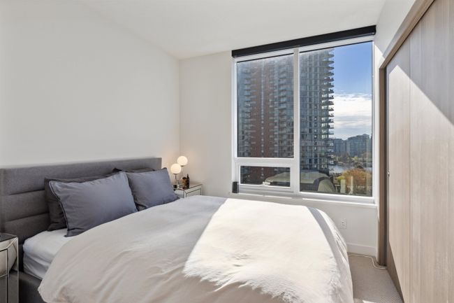 709 - 68 Smithe Street, Condo with 2 bedrooms, 2 bathrooms and 1 parking in Vancouver BC | Image 7
