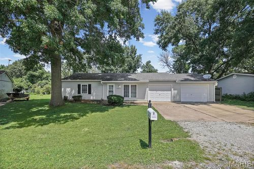 33844 Woodgate Ct, Brighton, IL, 62012-1745 | Card Image