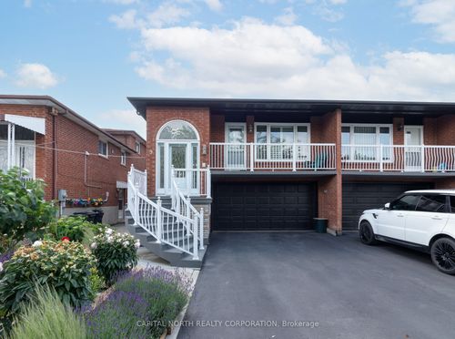 9 Sawmill Rd, North York, ON, M3L2L3 | Card Image