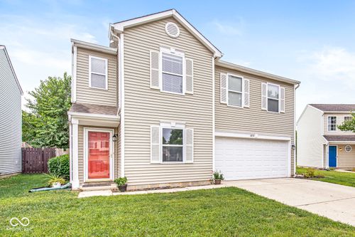 11835 Buck Creek Cir, Noblesville, IN, 46060-7905 | Card Image