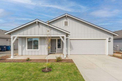 42-3433 Nw 12th Street, Redmond, OR, 97756 | Card Image