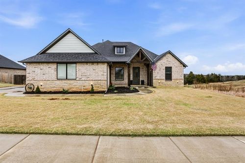 1147 Colonial Avenue, Tuttle, OK, 73089 | Card Image