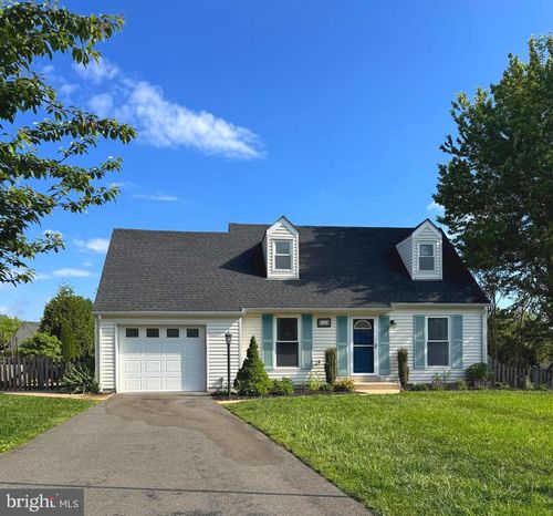 5626 Reardon Ln, WOODBRIDGE, VA, 22193-3756 | Card Image