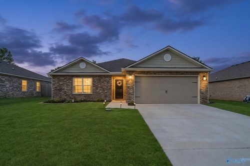 147 Joya Brook Way, Toney, AL, 35773-2700 | Card Image