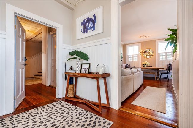 APT-4 - 173 Main St, Condo with 2 bedrooms, 1 bathrooms and 2 parking in East Greenwich RI | Image 6