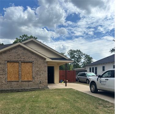 1410 Georgia Ave, Dallas, TX, 75216-2117 | Card Image