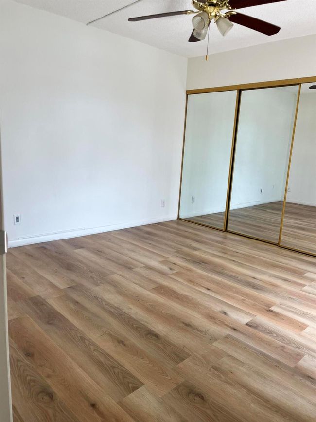 4204 Waterview Cir, Condo with 2 bedrooms, 3 bathrooms and null parking in Palm Springs FL | Image 38