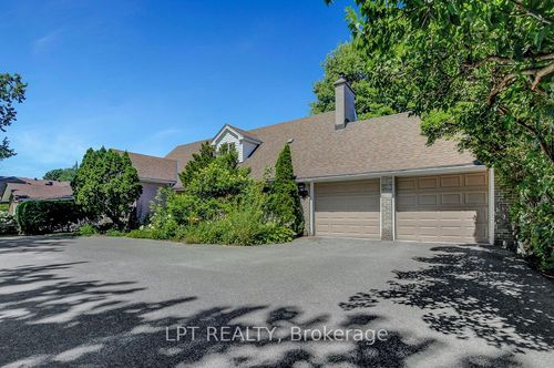 3651 Revelstoke Dr, Ottawa, ON, K1V7C2 | Card Image