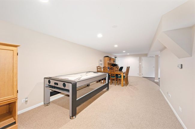 221 N Illinois St, House other with 4 bedrooms, 4 bathrooms and 2 parking in Elmhurst IL | Image 27