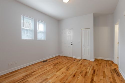 1r-1234 W 49th Pl, Chicago, IL, 60609-5935 | Card Image