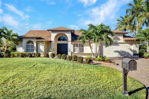 6597 Willow Lake Cir, FORT MYERS, FL, 33966 | Card Image