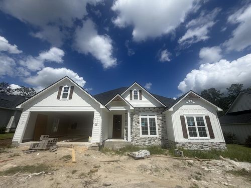 5104 Hatfield Cir, Hahira, GA, 31632-1371 | Card Image