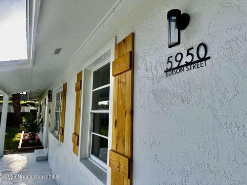 5950 Edison St, COCOA, FL, 32927-8825 | Card Image