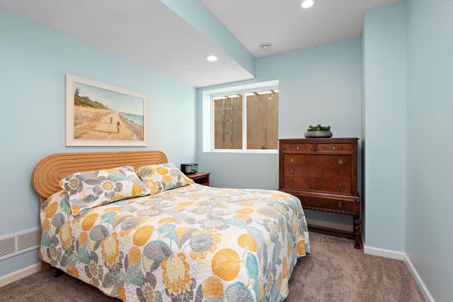 Lower-Level Bedroom | Image 21