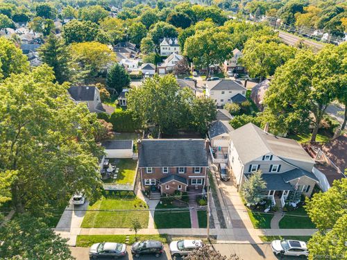 10 Pansy Ave, Floral Park, NY, 11001-2610 | Card Image