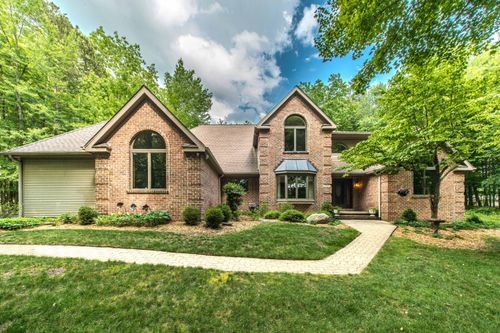 1935 Pierce Rd, Chelsea, MI, 48118-9787 | Card Image