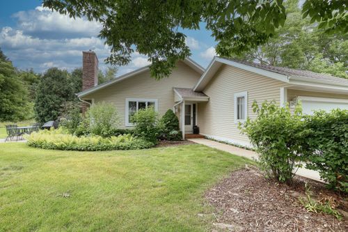 103 Harrogate Dr, Waukesha, WI, 53188-4410 | Card Image