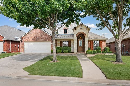 7228 Old Santa Fe Trl, Fort Worth, TX, 76131-2844 | Card Image