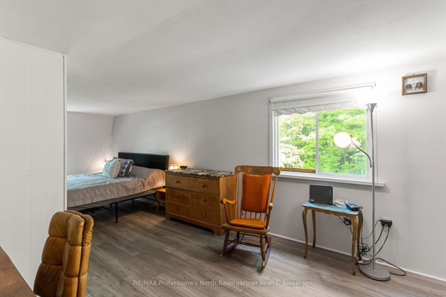 18053 Highway 35, House other with 3 bedrooms, 1 bathrooms and 6 parking in Algonquin Highlands ON | Image 25