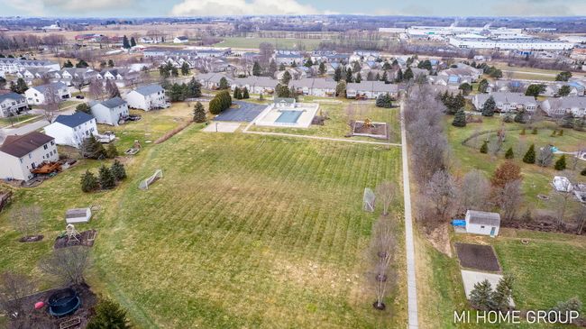 37 - 3614 Buckingham Ln, Condo with 3 bedrooms, 3 bathrooms and null parking in Hudsonville MI | Image 17