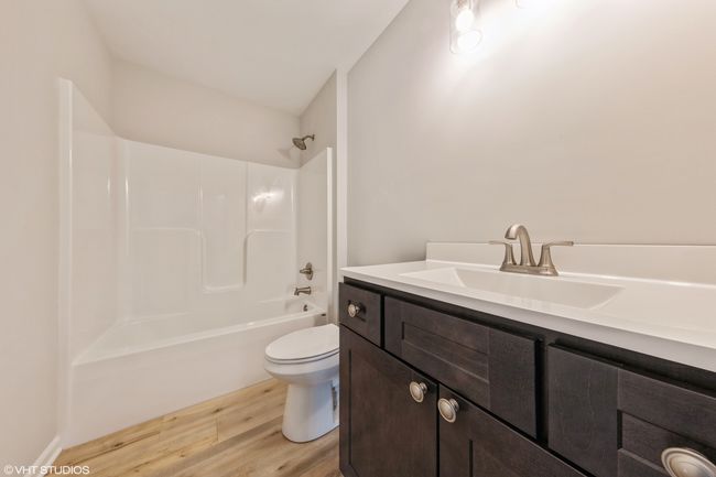 200 Crystal Ln, House other with 3 bedrooms, 3 bathrooms and 2 parking in Steger IL | Image 16
