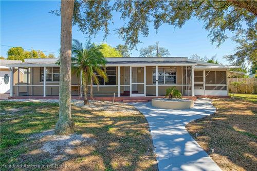 67 Lake Henry Dr, Lake Placid, FL, 33852-6198 | Card Image