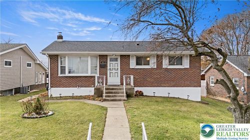 148 N 8th St, Coplay, PA, 18037-1615 | Card Image