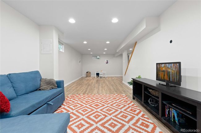 8390 E Davies Pl, House other with 4 bedrooms, 3 bathrooms and 1 parking in Centennial CO | Image 28