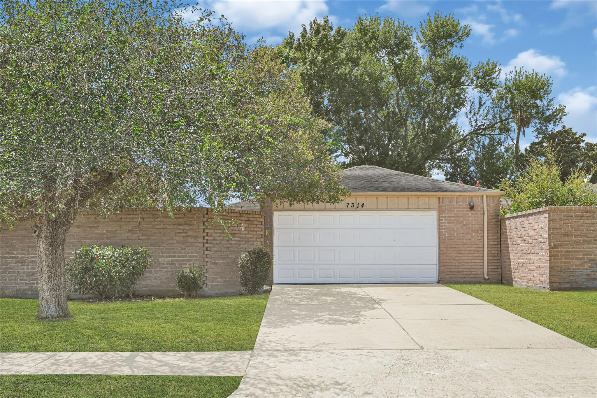 Residential Lease in Houston 2