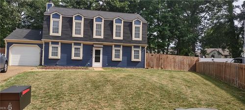 5 Hadley Pl, Newport News, VA, 23608-2022 | Card Image
