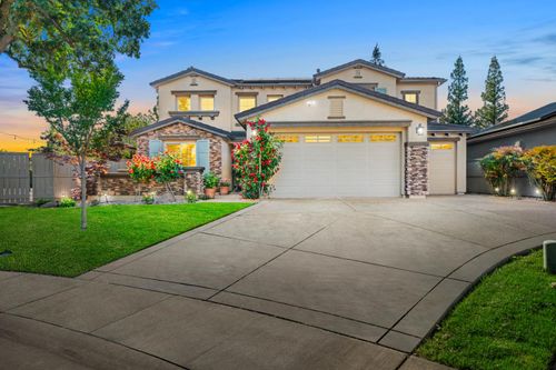 9200 Louis, Elk Grove, CA, 95624 | Card Image