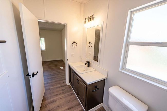 Bathroom | Image 13