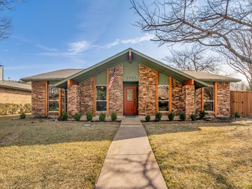 3502 Vista Oaks Dr, Garland, TX, 75043-6240 | Card Image