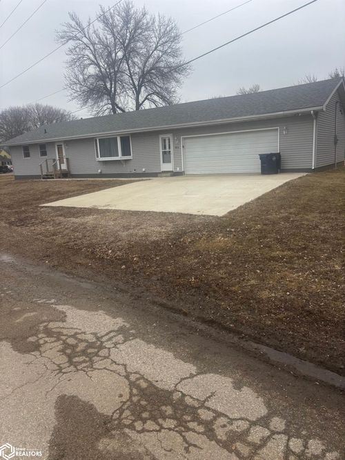 904 Diagonal Ave, Armstrong, IA, 50514 | Card Image